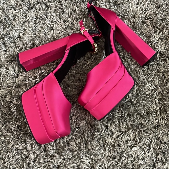 Satin platform heels - Picture 5 of 8